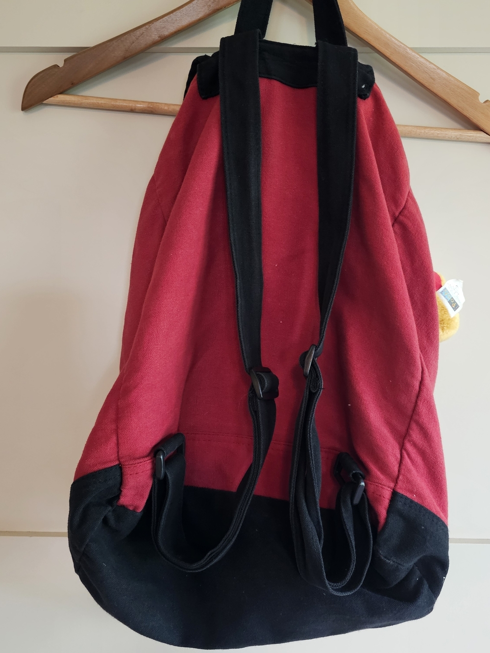Winnie the Pooh Red Canvas Backpack with Pooh Plush Charm Y2K Vintage - Picture 3 of 8